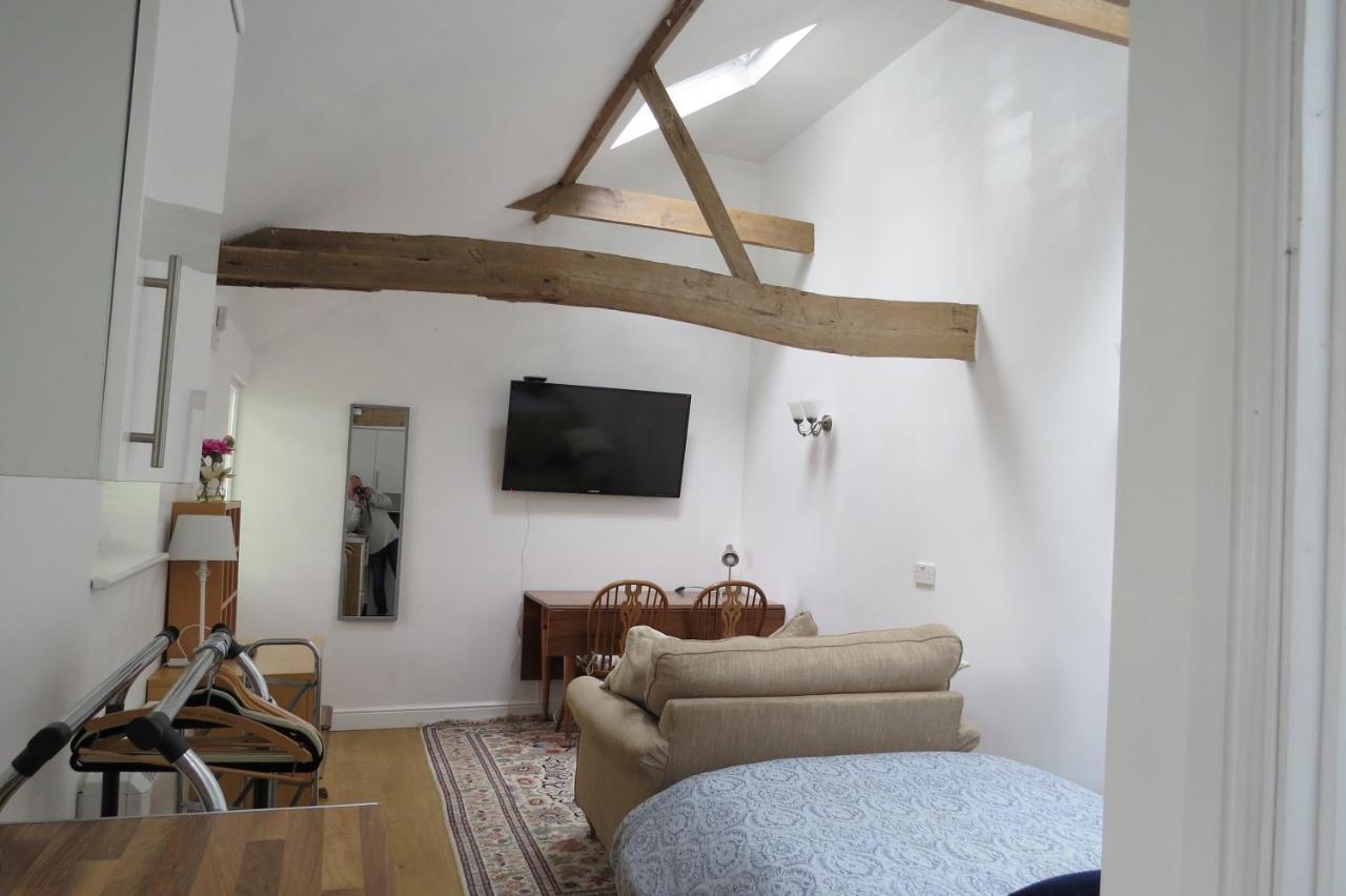 The Old Stables, Whitehall Farmhouse, Oakington CBG Eksteriør billede